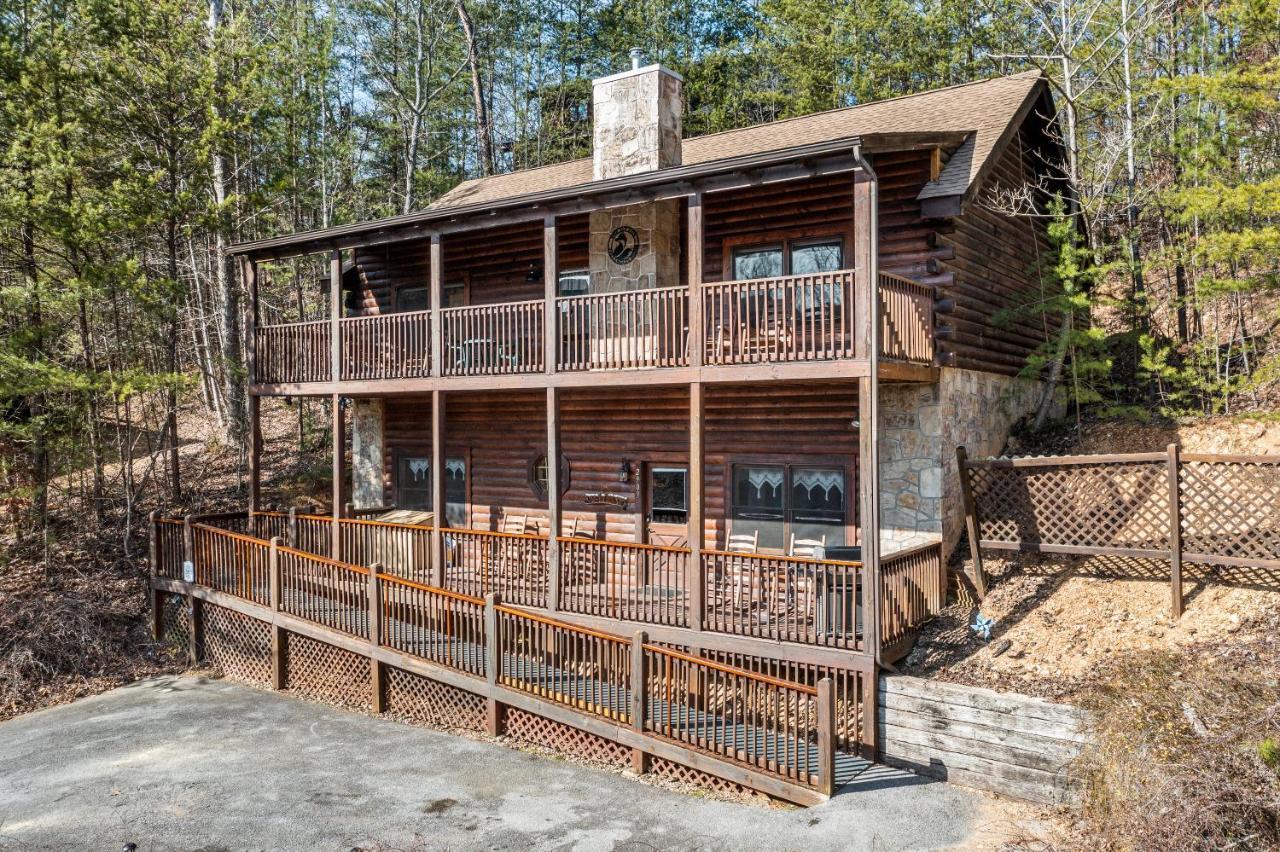 The Sly Fox - Recently Updated/ Ideal Pf Location Pigeon Forge Exterior photo