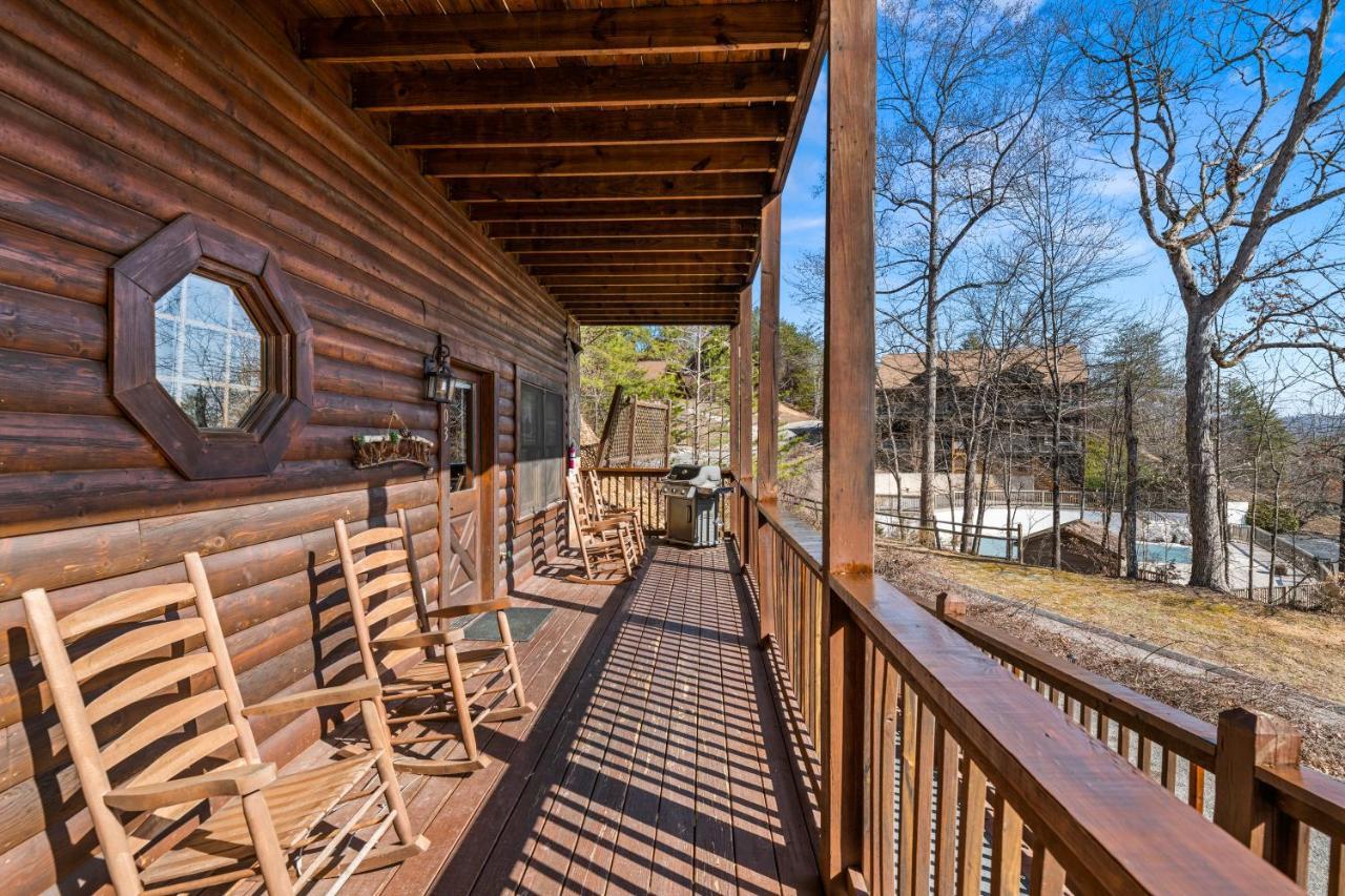 The Sly Fox - Recently Updated/ Ideal Pf Location Pigeon Forge Exterior photo